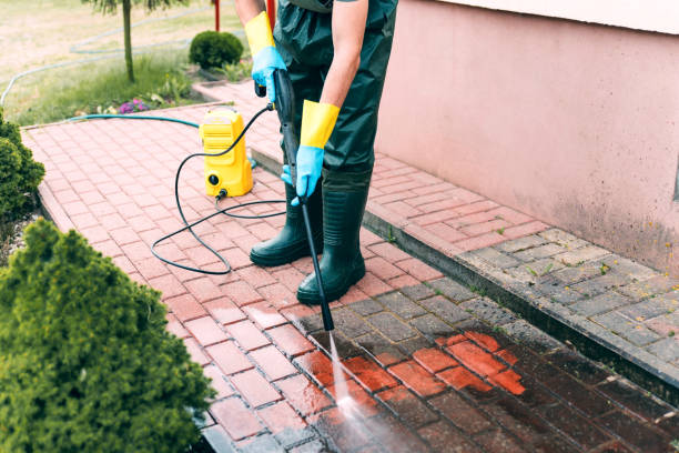 Best Garage Pressure Washing  in Ten Mile Run, NJ